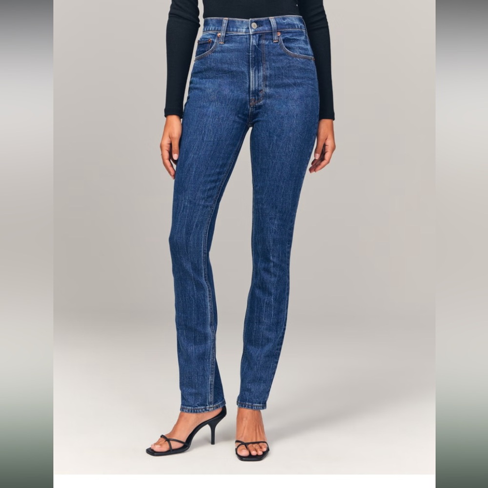 Abercrombie 90s Slim Straight Ultra High Rise - Size 27